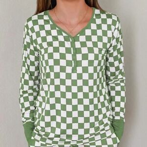 DREAMY ZZ GRINCH CHECKERS WOMEN’S DREAM TOP
DREAM BIG LITTLE CO L NWT IN PKG